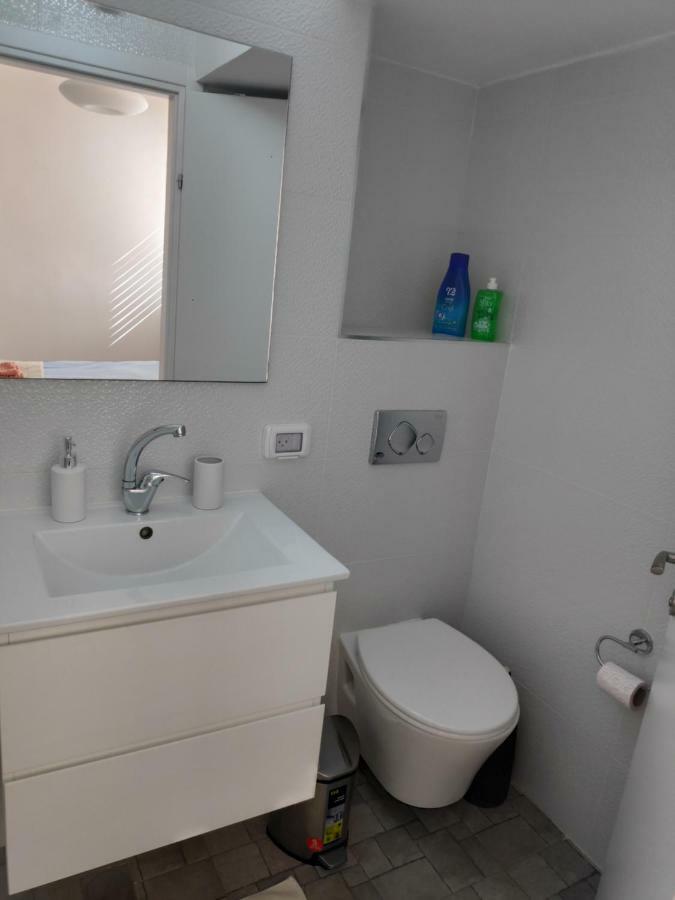 Herzliya Center Apartments Phòng bức ảnh
